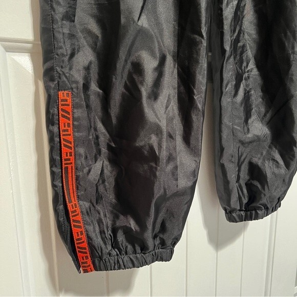 LF the Brand Los Angeles High Waisted Windbreaker Pants Black Zip Hem Joggers - Picture 4 of 7